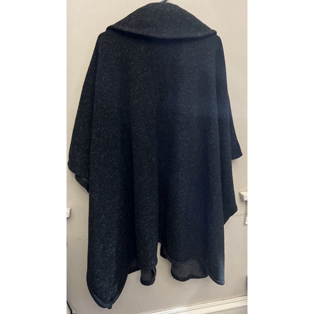 Free People Women’s One Size Black Grey Sleeveless Shoulder Cardigan Cape Boho - Picture 4 of 8